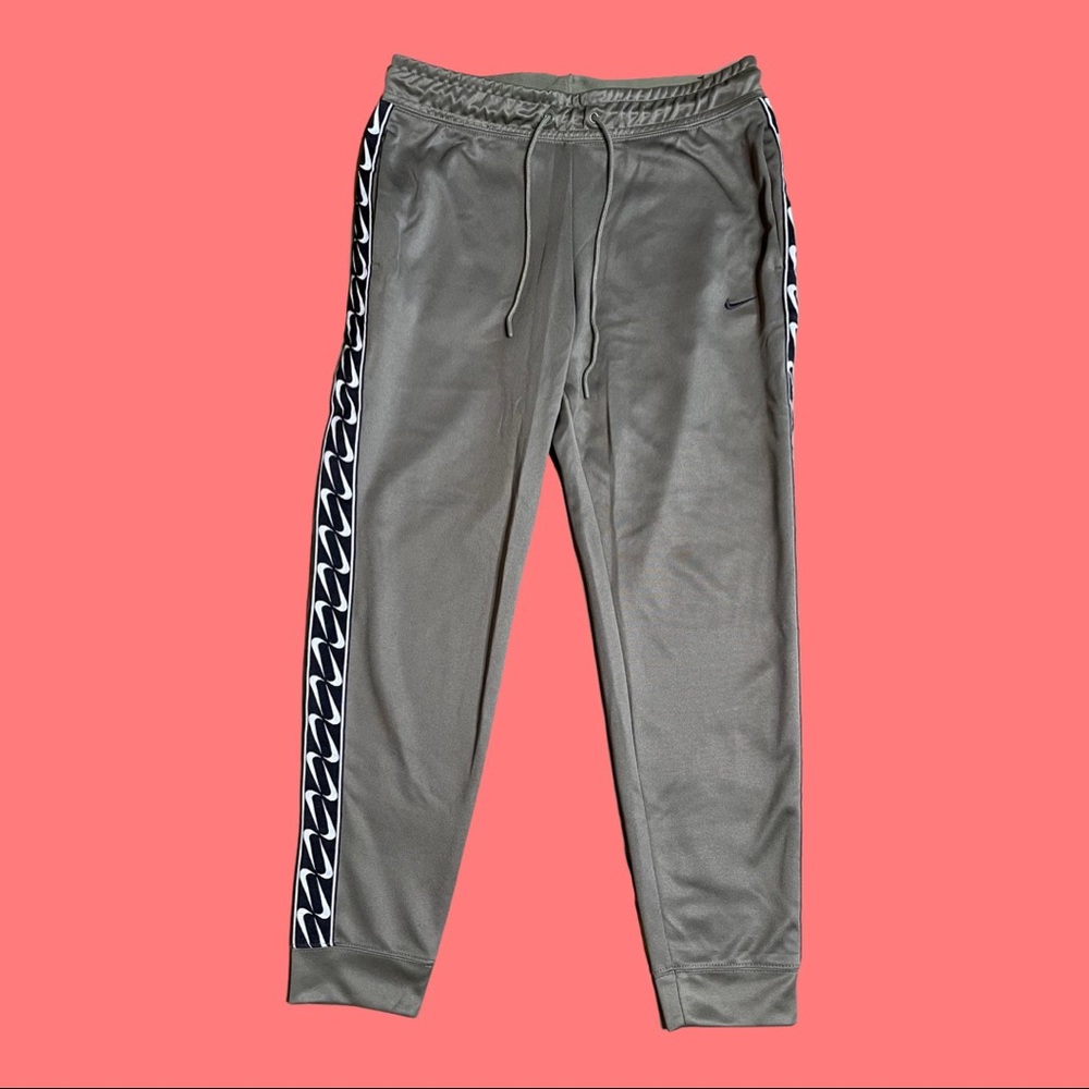 Nike Joggers